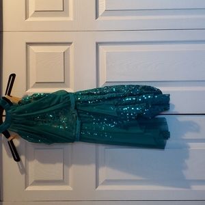 Revolution dance costume with hairpiece, medium child